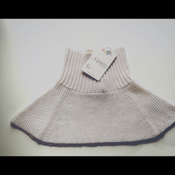 Pure merino wool set for toddler girl. Warm Baby knit wear clothing accessuaries - Picture 3 of 11